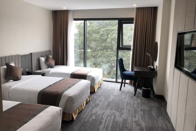 Phòng Deluxe Triple With City View